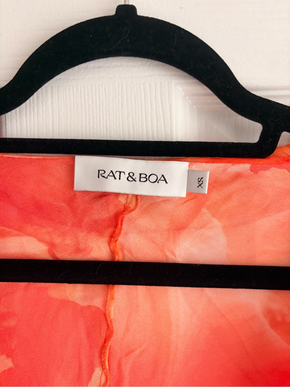 Rat & Boa Blouse - Picture 2 of 3